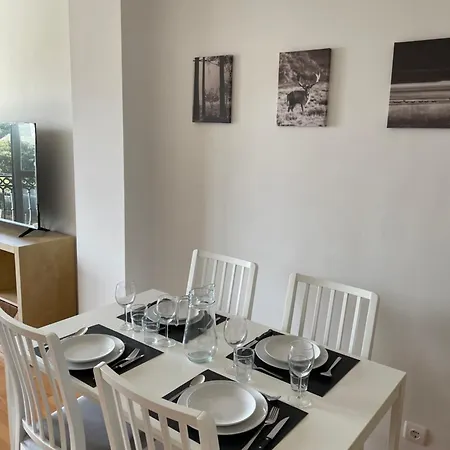 Trailhouse Castelao Daire Sarria