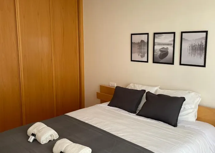 Trailhouse Castelao アパート *