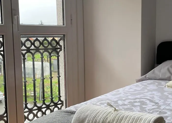 Trailhouse Castelao アパート サリア