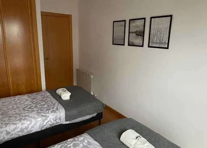 Trailhouse Castelao アパート サリア